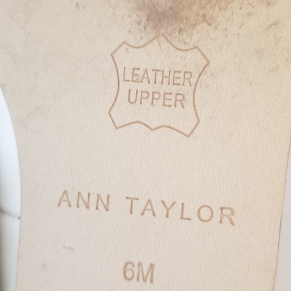 ANN TAYLOR Chain Bit Leather Loafers - Pearl Shadow Cream - Size 6 - Picture 5 of 8